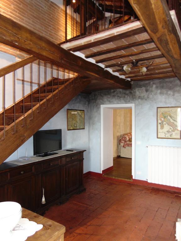 Domus Ghibellinae- Fonte Di San Benedetto Appartement Cortona Kamer foto