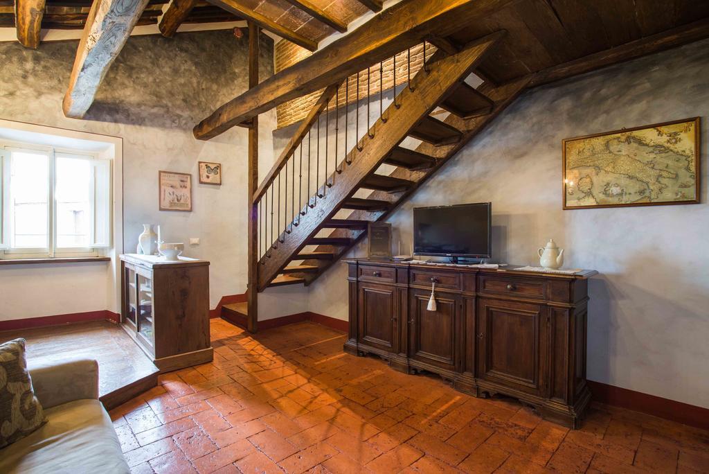 Domus Ghibellinae- Fonte Di San Benedetto Appartement Cortona Buitenkant foto