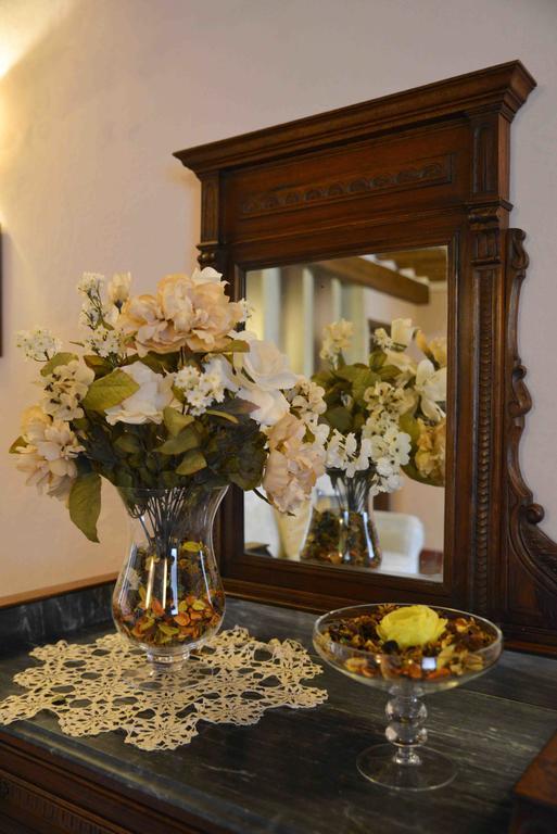 Domus Ghibellinae- Fonte Di San Benedetto Appartement Cortona Buitenkant foto